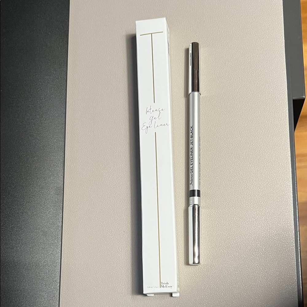 Trish McEvoy intense gel eye liner